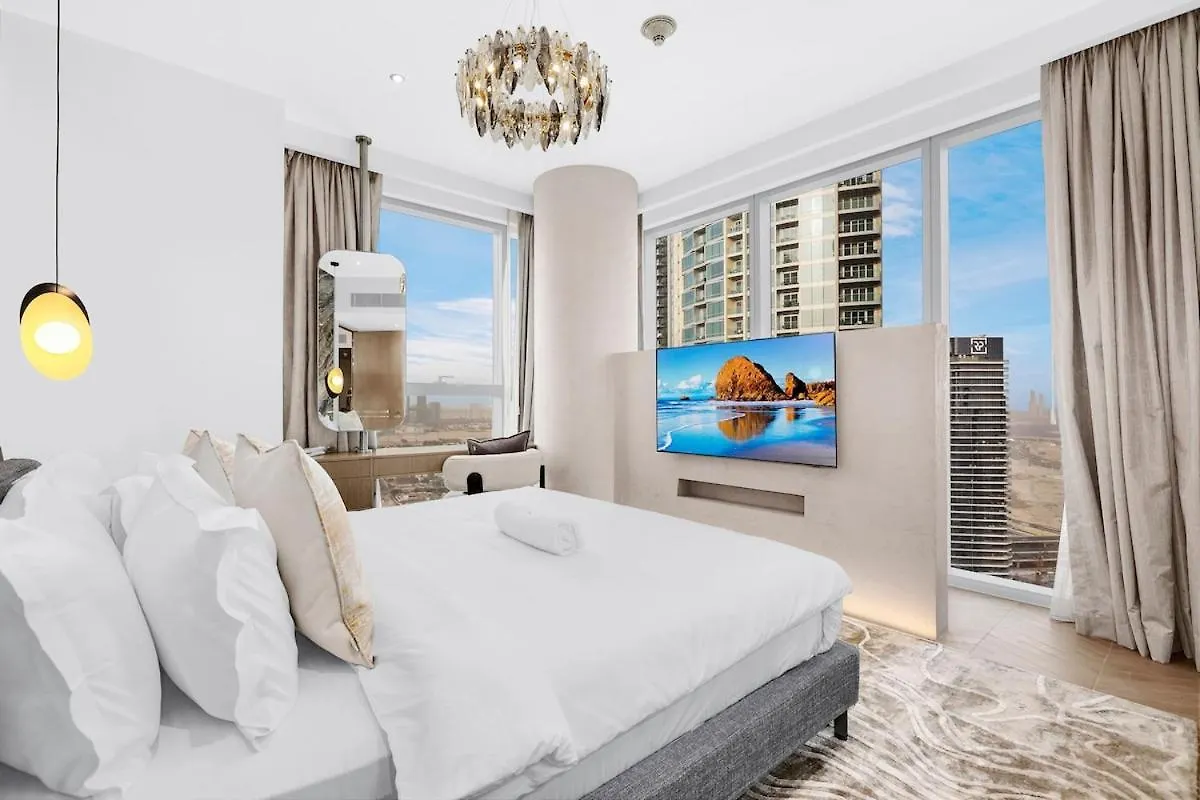 First Class 3Br Burj Khalifa & Fountain View Dubai Apartment