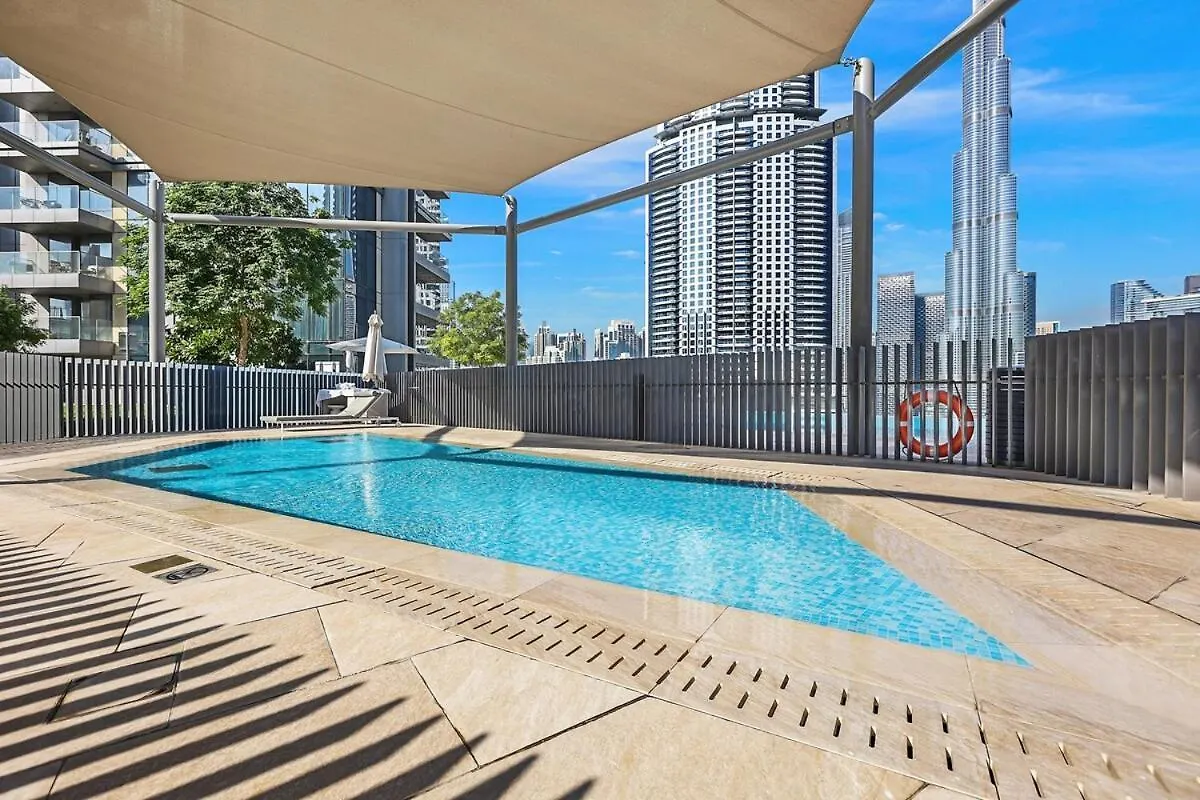 First Class 3Br Burj Khalifa & Fountain View Dubai Apartment